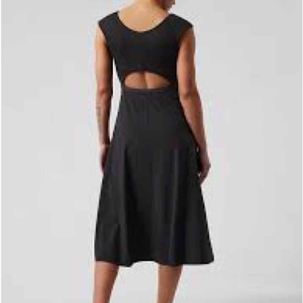 NWT Athleta Ryder Dress Large Black Midi